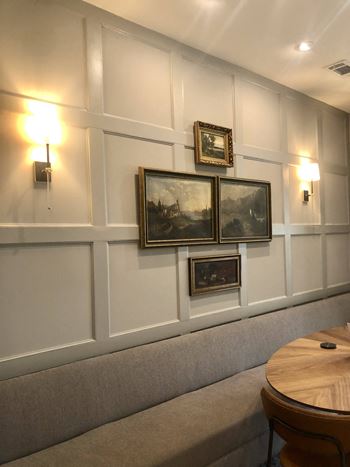 Decorative lounge